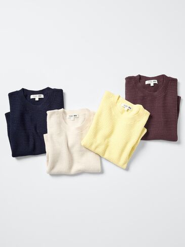 سترة من القطن بأكمام قصيرة من Uniqlo in Saudi Arabia
