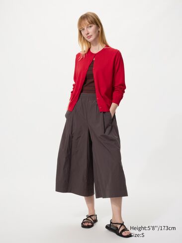 Uniqlo نايلون كولوتيس in Saudi Arabia
