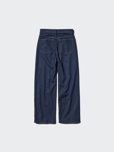 Uniqlo EZY Wide Straight Jeans in Kuwait