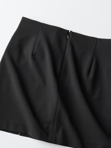 Uniqlo Slit Skort in Saudi Arabia