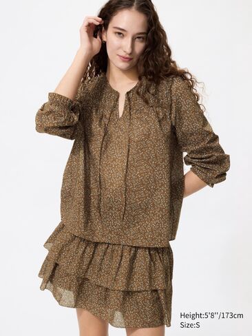 Uniqlo تنورة قصيرة مكشكشة ذات حجم كبير in Saudi Arabia