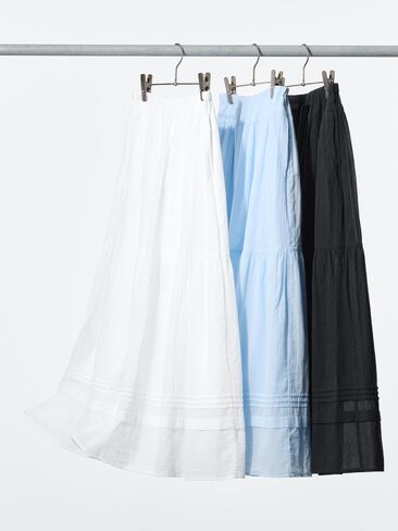 Uniqlo Tiered Maxi Skirt in Saudi Arabia