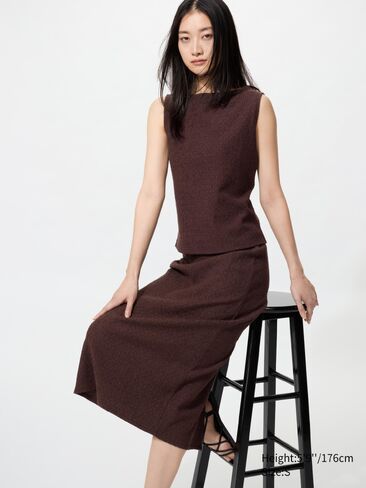 Uniqlo Shirring Narrow Skirt in Saudi Arabia
