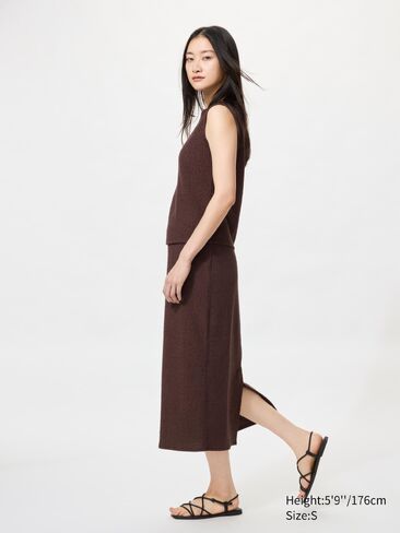 Uniqlo Shirring Narrow Skirt in Saudi Arabia