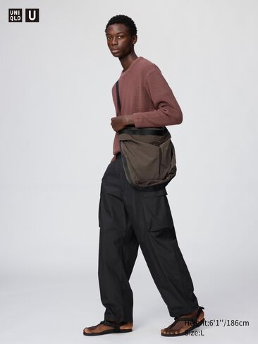 Uniqlo السراويل البضائع واسعة in Saudi Arabia