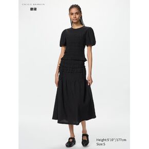 تنورة Uniqlo ذات القميص in Kuwait