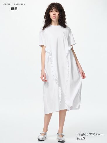 فستان Uniqlo بكشكشة على شكل حرف T in Saudi Arabia