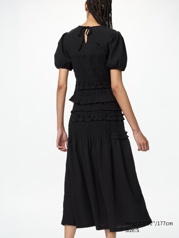 Uniqlo Shirring Skirt in Saudi Arabia