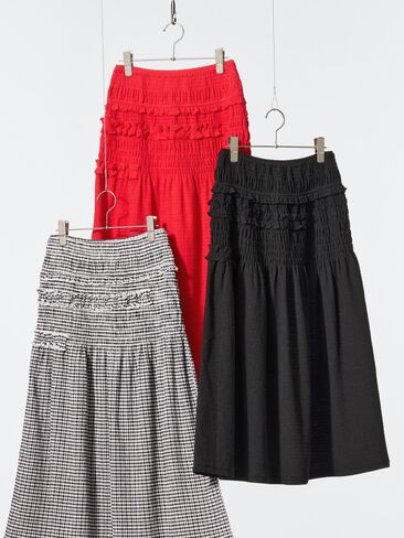 Uniqlo Shirring Skirt in Saudi Arabia