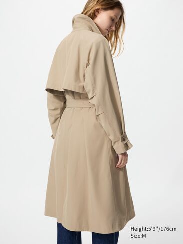 Uniqlo Trench Coat | Relaxed in Saudi Arabia