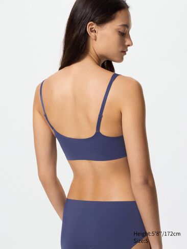Uniqlo Relax Wireless Bra in Saudi Arabia