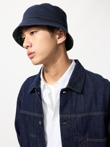 Uniqlo UV Protection Reversible Bucket Hat in Saudi Arabia