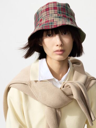 Uniqlo UV Protection Reversible Bucket Hat in Saudi Arabia