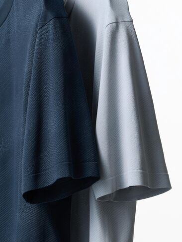 Uniqlo DRY-EX T-Shirt | Patterned in Saudi Arabia