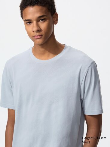 Uniqlo DRY-EX T-Shirt | Patterned in Saudi Arabia