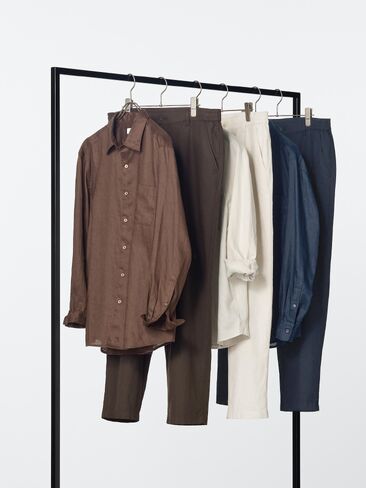 سروال Uniqlo من مزيج الكتان المريح in Saudi Arabia