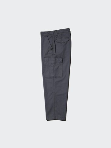 سروال البضائع Uniqlo in Saudi Arabia