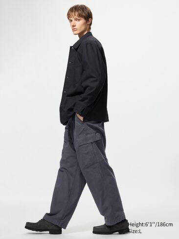 سروال البضائع Uniqlo in Saudi Arabia