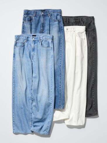 Uniqlo Baggy Jeans in Saudi Arabia