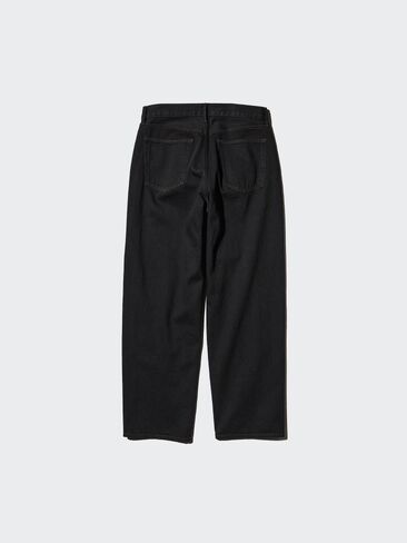 Uniqlo Baggy Jeans in Saudi Arabia