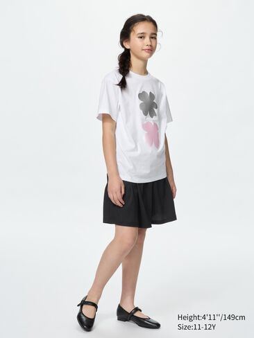 Uniqlo Graphic T-Shirt in Saudi Arabia