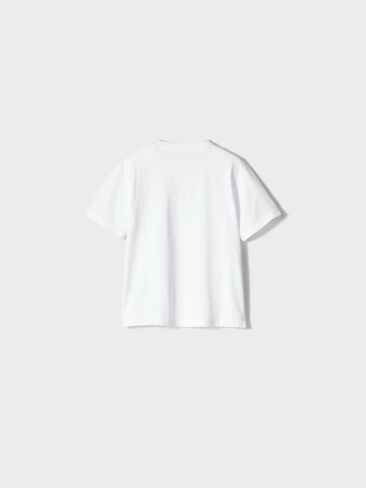 Uniqlo Graphic T-Shirt in Saudi Arabia