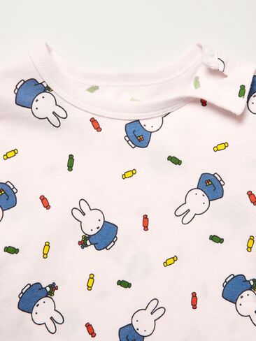 تي شيرت Uniqlo Baby The Picture Book Collection UT Graphic | مافي in Saudi Arabia