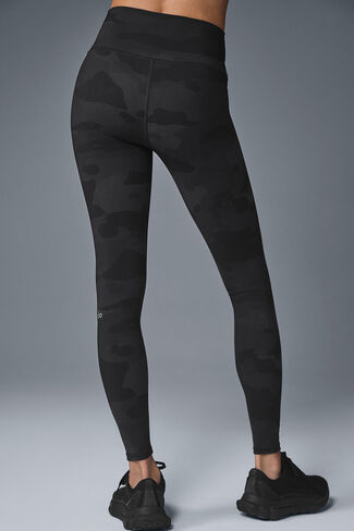 Alo Yoga High-Waist Camo Vapor Legging - Black Camouflage in Saudi Arabia