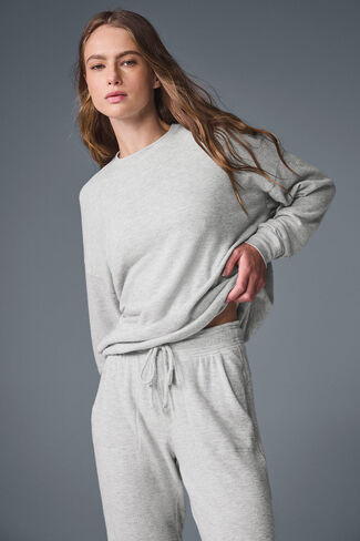 Alo Yoga Soho Pullover - Athletic Heather Grey in Saudi Arabia