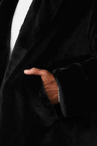 Alo Yoga Oversized Faux Fur Trench - Black in Saudi Arabia