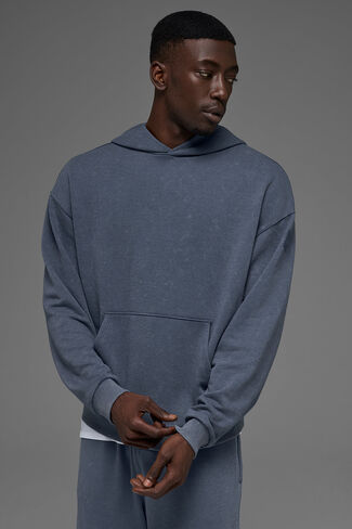 Alo Yoga Chill Vintage Wash Hoodie - Bluestone Wash in Saudi Arabia