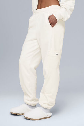 Alo Yoga Polar Fleece Wintry Mix Pant - Ivory in Saudi Arabia
