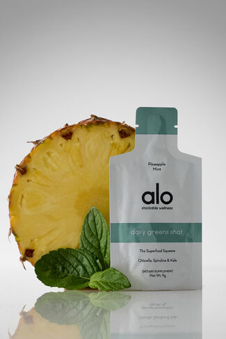 Alo Yoga Greens Shot - 10 Pack - No Color / 10 Pack in Saudi Arabia