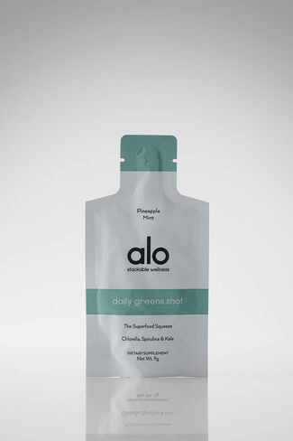 Alo Yoga Greens Shot - 30 Pack - No Color / 30 Pack in Saudi Arabia