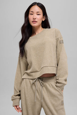 Alo Yoga Muse Crew Neck Pullover - Gravel Heather in Saudi Arabia