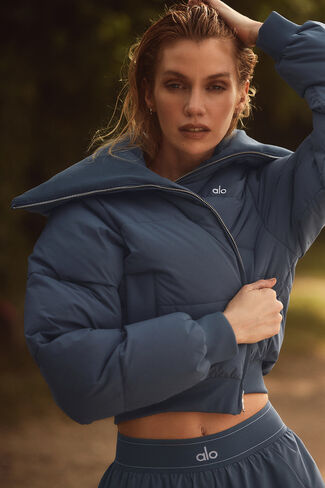 Alo Yoga Captivate Puffer - Bluestone in Saudi Arabia