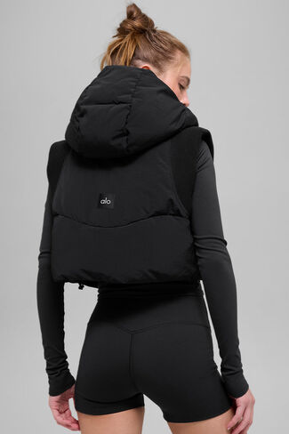 Alo Yoga Fast Lane Puffer Vest - Black in Saudi Arabia