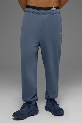 Alo Yoga Accolade Sweatpant - Bluestone in Saudi Arabia