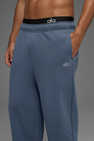 Alo Yoga Accolade Sweatpant - Bluestone in Saudi Arabia