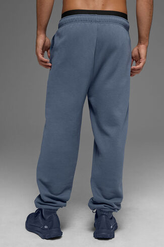 Alo Yoga Accolade Sweatpant - Bluestone in Saudi Arabia