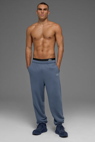 Alo Yoga Accolade Sweatpant - Bluestone in Saudi Arabia