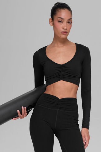 Alo Yoga Alosoft Intuition Long Sleeve Bra - Black in Saudi Arabia