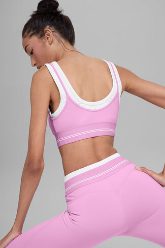 حمالة صدر Alo Yoga Airbrush Better Together - كاندي هارت وردي/أبيض in Kuwait