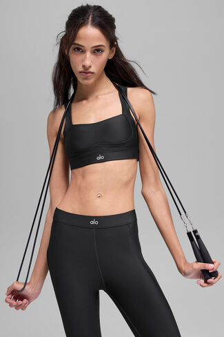 Alo Yoga Airlift Ignite Bra - Black in Saudi Arabia