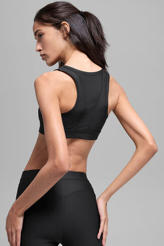 Alo Yoga Airlift Ignite Bra - Black in Saudi Arabia