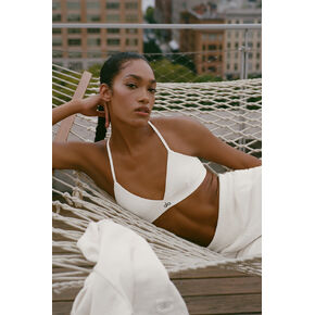 حمالة صدر ألو يوجا سبلندور - عاجي/أسود in Kuwait