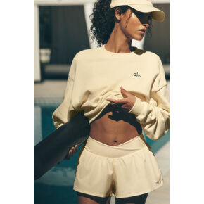 Alo Yoga V-Cute Running Short - Candlelight Yellow in Kuwait