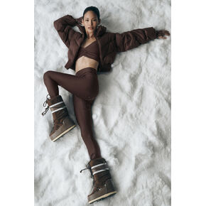 Alo Yoga High-Waist Airlift Legging - Brownstone in Kuwait