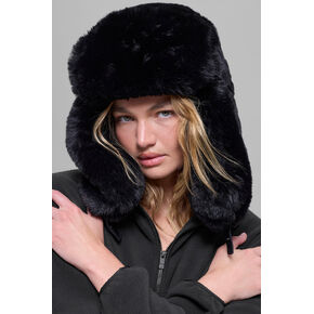 Alo Yoga Faux Fur Starstruck Hat - Black - Black / One Size in Kuwait