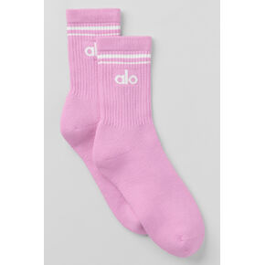 Alo Yoga Unisex Half-Crew Throwback Sock - Candy Heart Pink/White in Kuwait